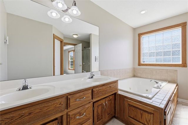 28918 Hala Lane, Harrisonville, MO 64701