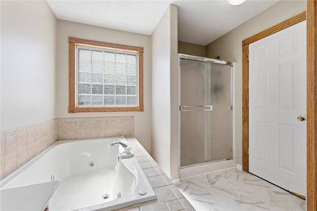 28918 Hala Lane, Harrisonville, MO 64701