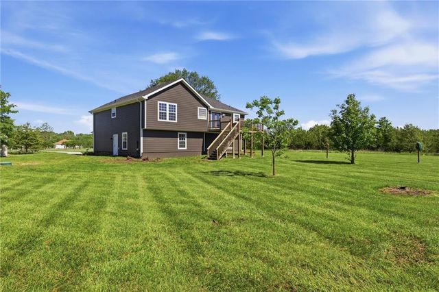 28918 Hala Lane, Harrisonville, MO 64701