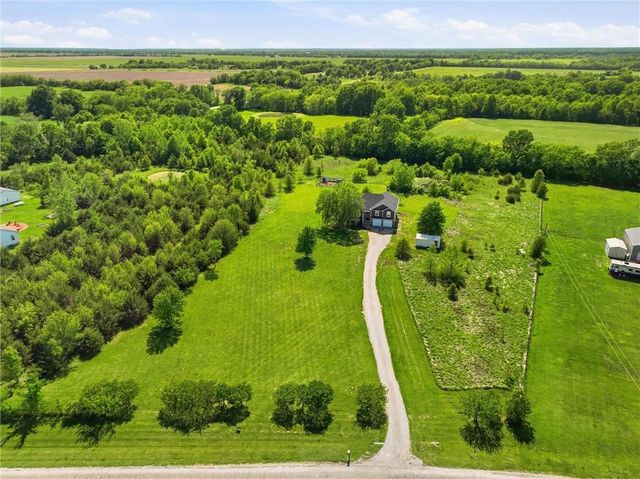 28918 Hala Lane, Harrisonville, MO 64701