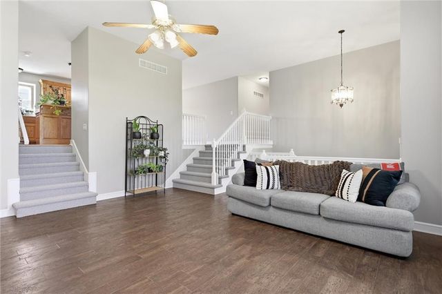 28918 Hala Lane, Harrisonville, MO 64701