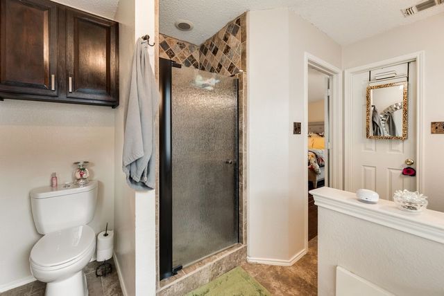 808 Chancellorsville Parkway, Grand Prairie, TX 75052