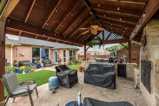 808 Chancellorsville Parkway, Grand Prairie, TX 75052