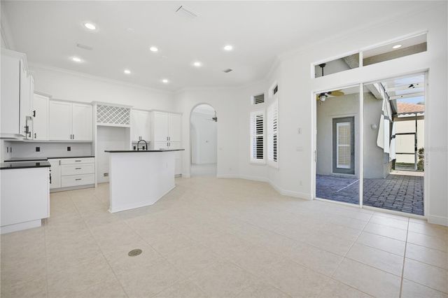 6507 41ST COURT E, Sarasota, FL 34243