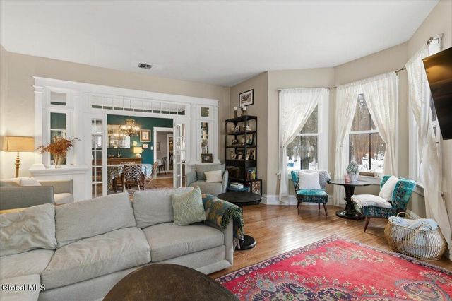 278 Ballston Avenue, Saratoga Springs, NY 12866