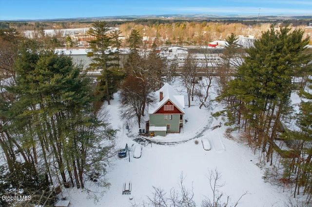 278 Ballston Avenue, Saratoga Springs, NY 12866