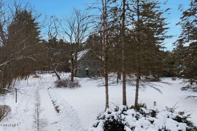 278 Ballston Avenue, Saratoga Springs, NY 12866