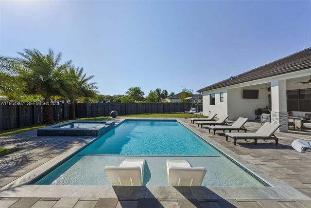 1410 NW 19th St, Homestead, FL 33030