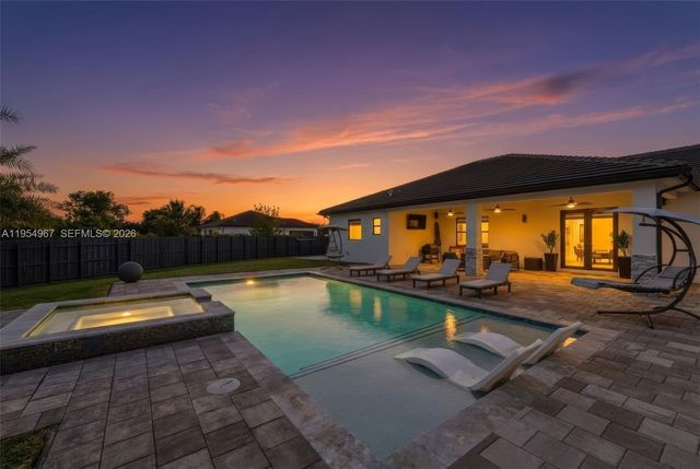 1410 NW 19th St, Homestead, FL 33030