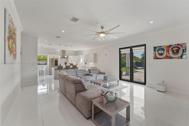 1410 NW 19th St, Homestead, FL 33030