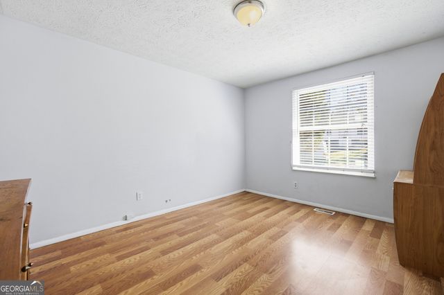 894 Traymore Drive, Norcross, GA 30093