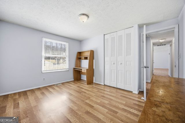 894 Traymore Drive, Norcross, GA 30093