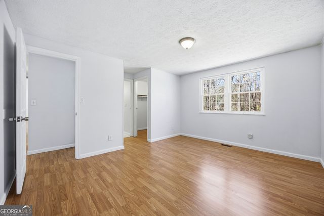 894 Traymore Drive, Norcross, GA 30093