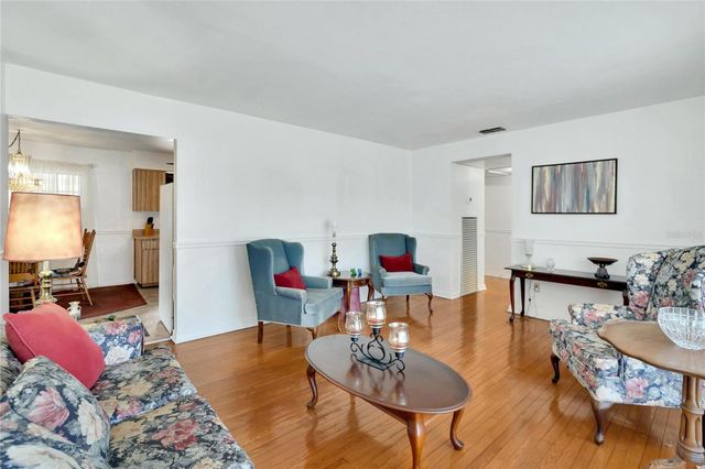 4306 S HUBERT AVENUE, Tampa, FL 33611