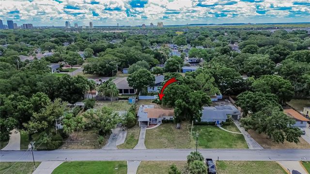 4306 S HUBERT AVENUE, Tampa, FL 33611
