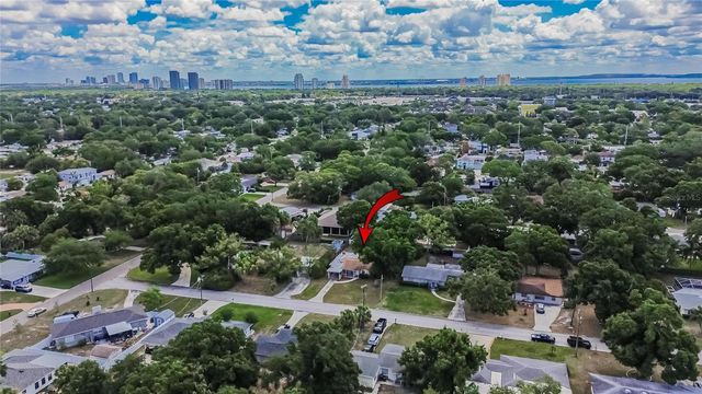 4306 S HUBERT AVENUE, Tampa, FL 33611