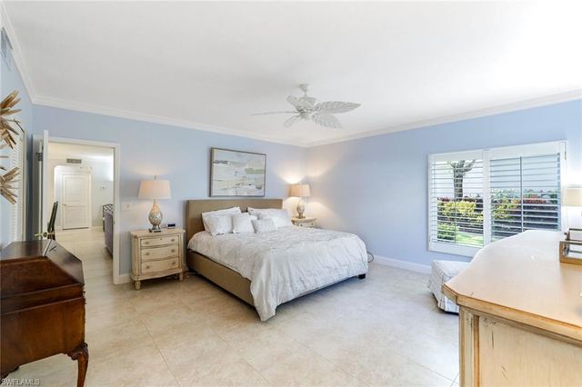 5801 Glencove DR 503, Naples, FL 34108