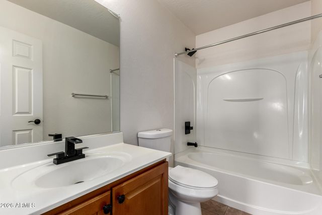 1491 E ROLLS Road, San Tan Valley, AZ 85143