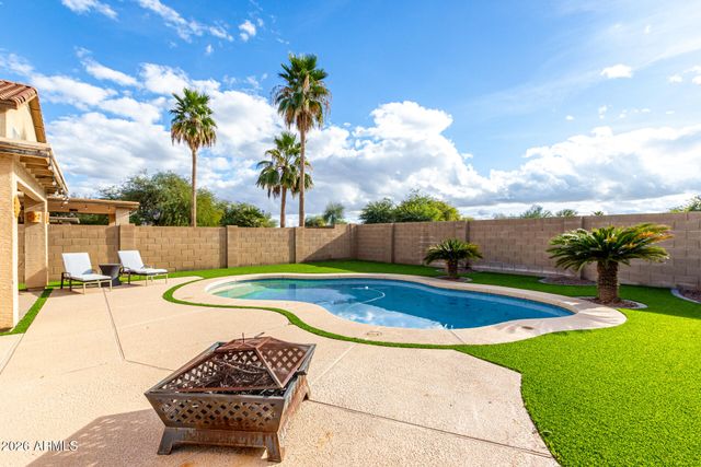 1491 E ROLLS Road, San Tan Valley, AZ 85143