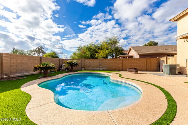 1491 E ROLLS Road, San Tan Valley, AZ 85143