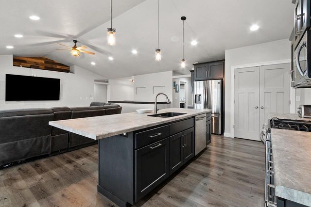 1997 DOBBY STREET, De Pere, WI 54115