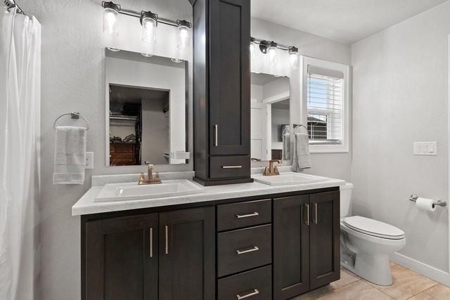 1997 DOBBY STREET, De Pere, WI 54115