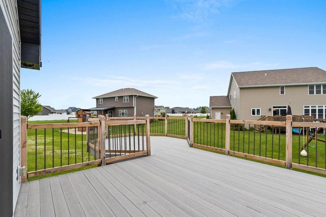 1997 DOBBY STREET, De Pere, WI 54115