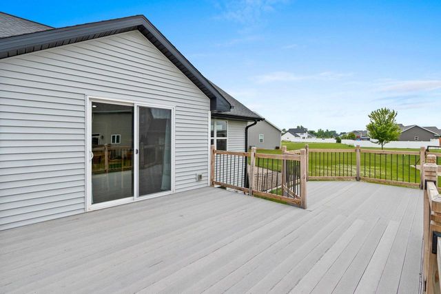 1997 DOBBY STREET, De Pere, WI 54115