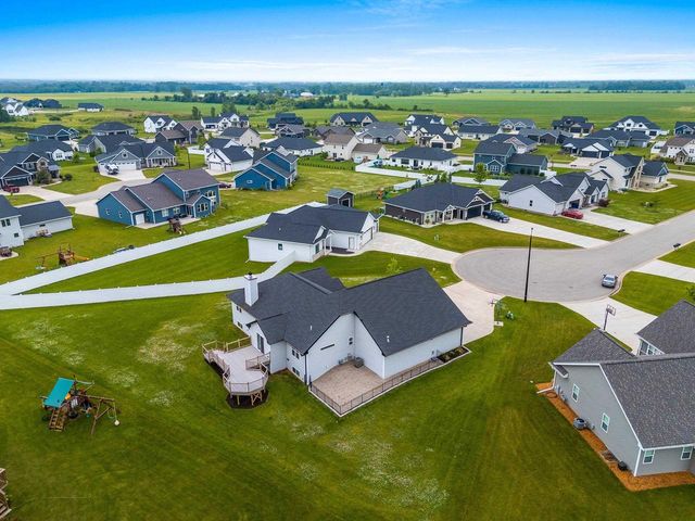 1997 DOBBY STREET, De Pere, WI 54115