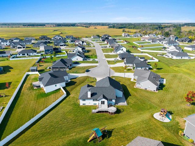 1997 DOBBY STREET, De Pere, WI 54115