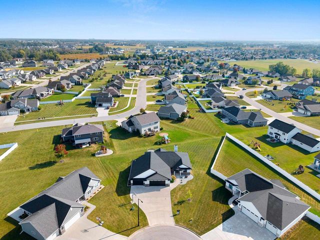 1997 DOBBY STREET, De Pere, WI 54115