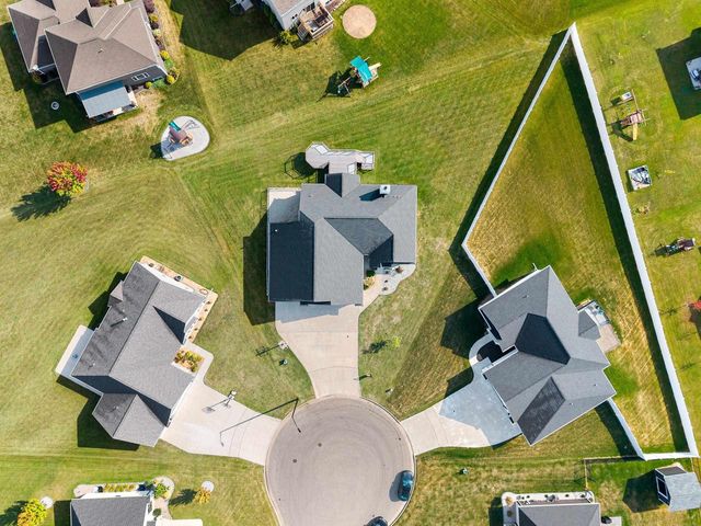 1997 DOBBY STREET, De Pere, WI 54115