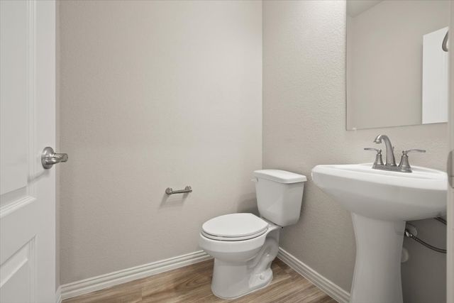 3901 Hometown Boulevard, Forney, TX 75126