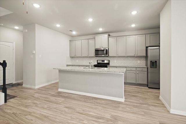 3901 Hometown Boulevard, Forney, TX 75126