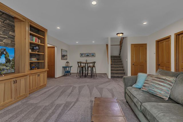 3615 Southridge Court, Saint Cloud, MN 56301