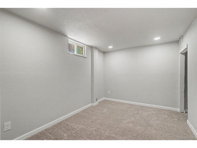 29 N Garland Ave, Colorado Springs, CO 80909