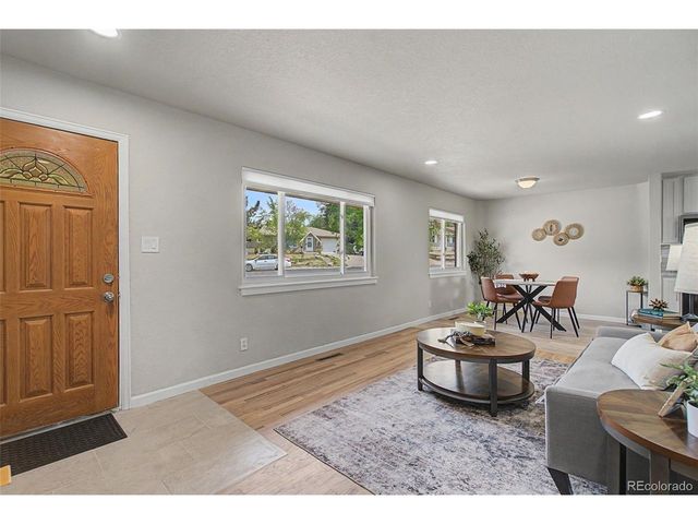 29 N Garland Ave, Colorado Springs, CO 80909