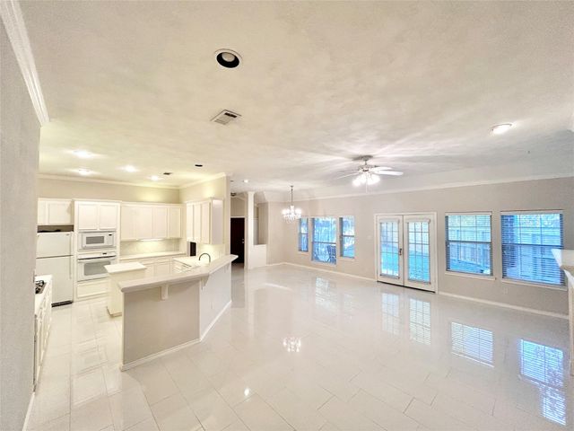 1914 Emerald Court, Houston, TX 77094