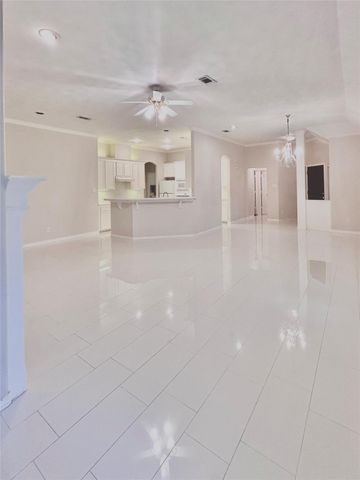 1914 Emerald Court, Houston, TX 77094