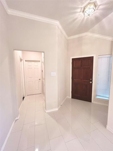 1914 Emerald Court, Houston, TX 77094