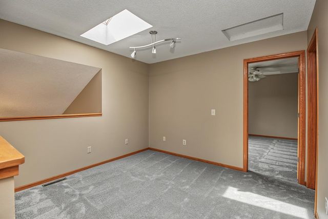 2802 Mallard Drive, Woodbury, MN 55125