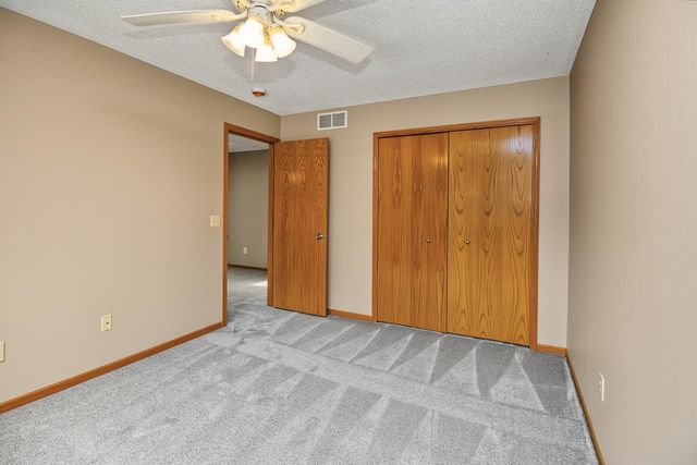 2802 Mallard Drive, Woodbury, MN 55125