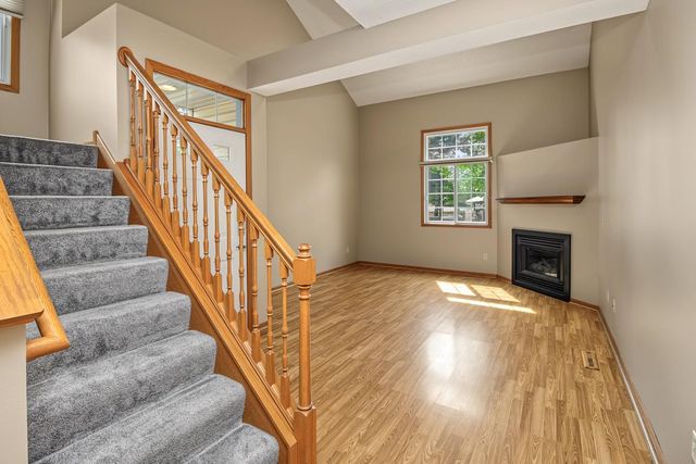 2802 Mallard Drive, Woodbury, MN 55125