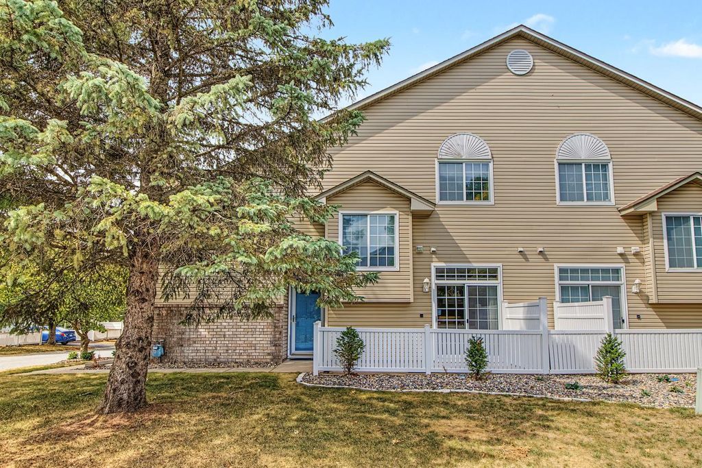 2802 Mallard Drive, Woodbury, MN 55125 — photo 3