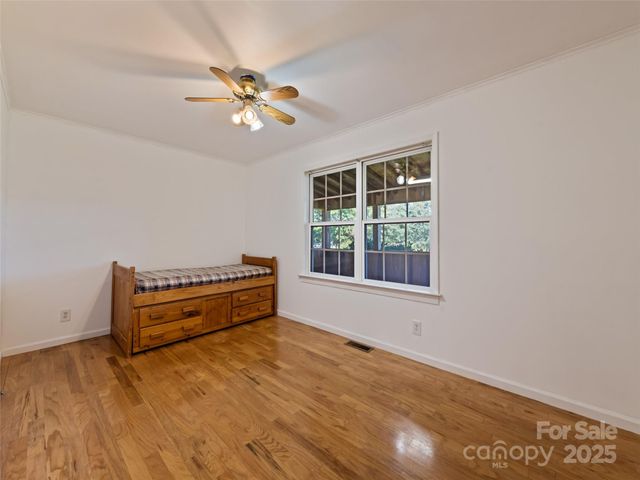 2884 Thickety Road, Clyde, NC 28721