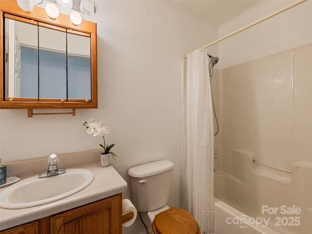 2884 Thickety Road, Clyde, NC 28721