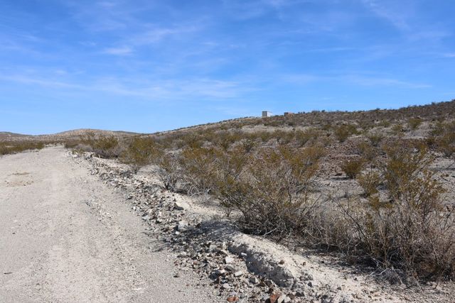 300 N Ivy Terrace, Terlingua, TX 79852
