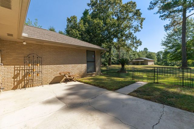 42 Serene Blvd., Hattiesburg, MS 39402