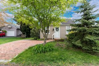 46 W Cape May Avenue, Ocean Gate, NJ 08740