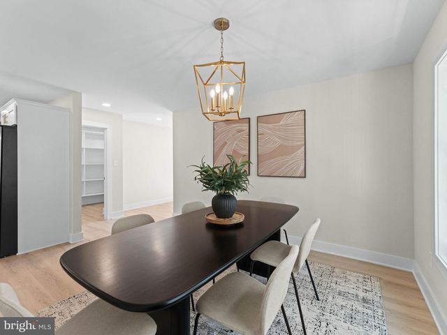 28 CENTRAL AVE, Audubon, NJ 08106